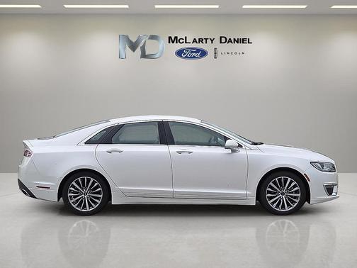 2018 Lincoln MKZ Premiere