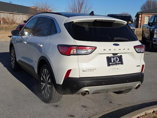 2020 Ford Escape Titanium Hybrid