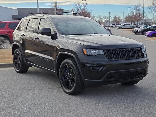 2019 Jeep Grand Cherokee Laredo
