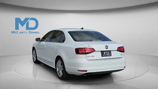 2017 Volkswagen Jetta 1.8T SEL