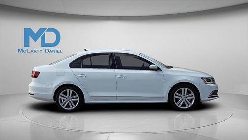 2017 Volkswagen Jetta 1.8T SEL
