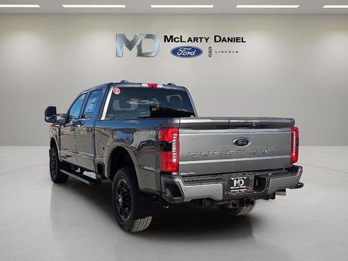 2026 Ford F-350 Lariat Super Duty