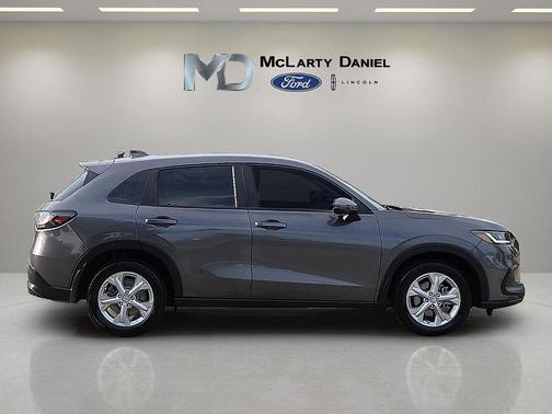 Modern Steel Metallic 2023 Honda HR-V LX