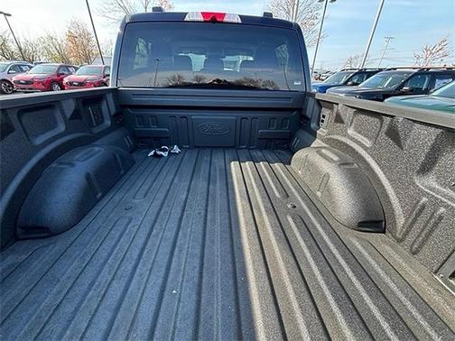 2025 Ford F-150 Lightning XLT