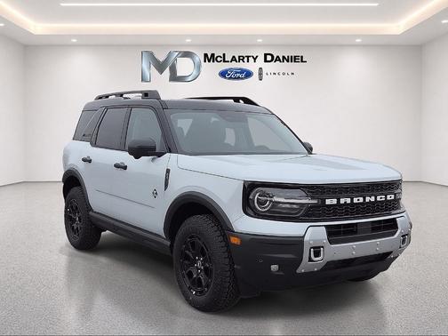 White Metallic 2026 Ford Bronco Sport Outer Banks