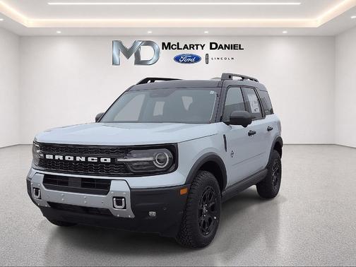 White Metallic 2026 Ford Bronco Sport Outer Banks