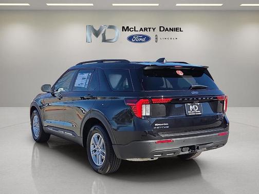 Agate Black Metallic 2026 Ford Explorer Active