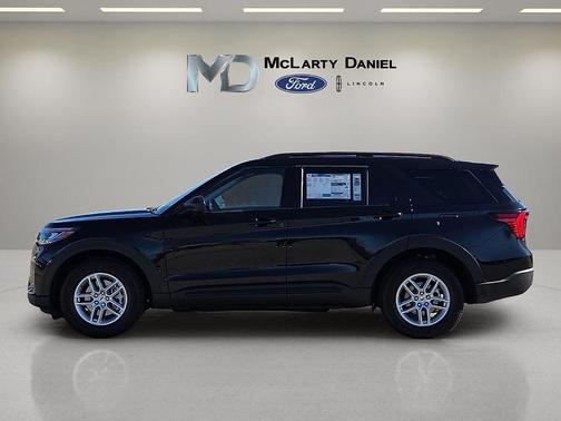 Agate Black Metallic 2026 Ford Explorer Active