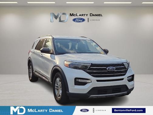 Star White 2020 Ford Explorer XLT
