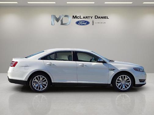 2016 Ford Taurus Limited