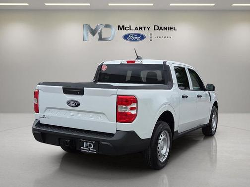 Oxford White 2026 Ford Maverick XL