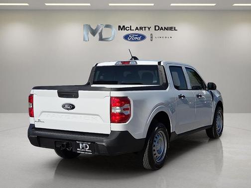 Oxford White 2026 Ford Maverick XL