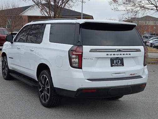 2022 Chevrolet Suburban RST