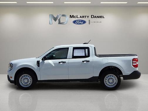 Oxford White 2026 Ford Maverick XL