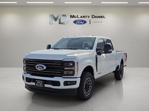 2026 Ford F-250 Platinum