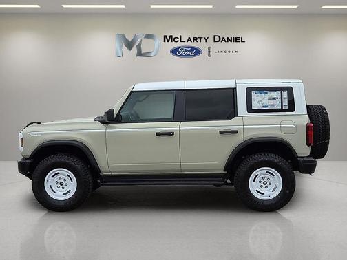 Desert Sand 2026 Ford Bronco Heritage Edition