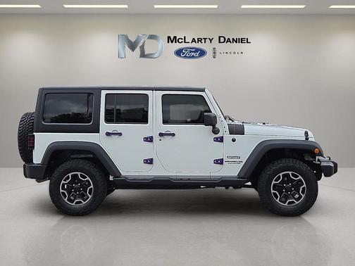 Bright White Clearcoat 2013 Jeep Wrangler Unlimited Sport