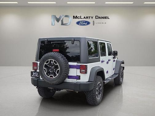 Bright White Clearcoat 2013 Jeep Wrangler Unlimited Sport