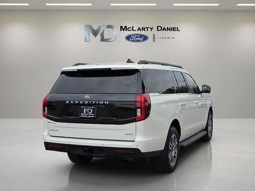 Star White 2025 Ford Expedition Max Active