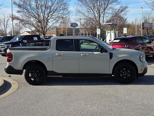 2025 Ford Maverick Lariat
