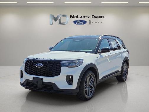 White 2026 Ford Explorer ST-Line