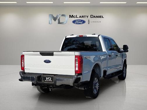 2024 Ford F-350 XLT