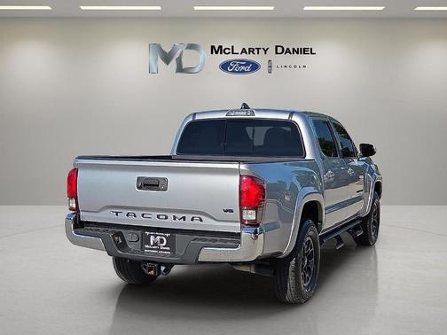Lunar Rock 2022 Toyota Tacoma SR5