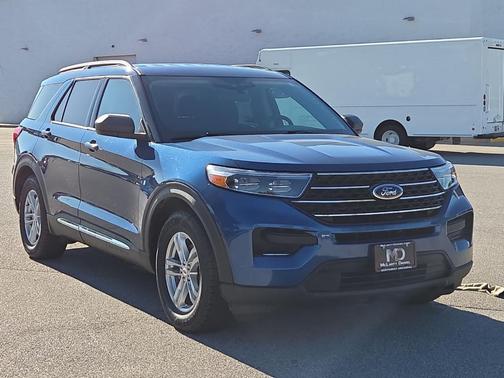 Atlas Blue Metallic 2021 Ford Explorer XLT