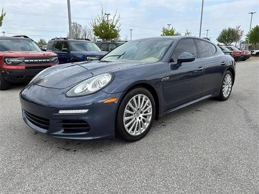 2014 Porsche Panamera 4