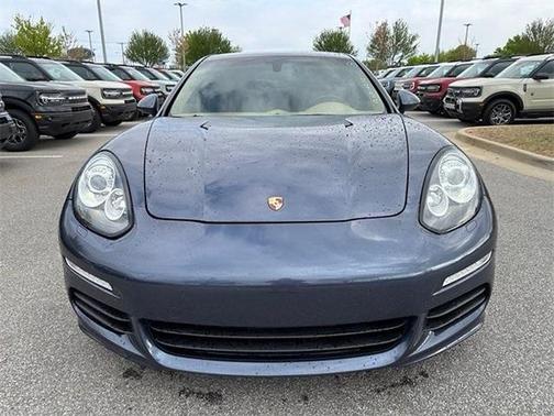 2014 Porsche Panamera 4