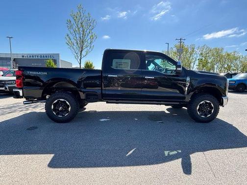2025 Ford F-350 Lariat Super Duty
