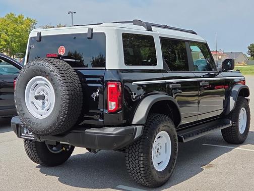 2025 Ford Bronco Heritage Edition