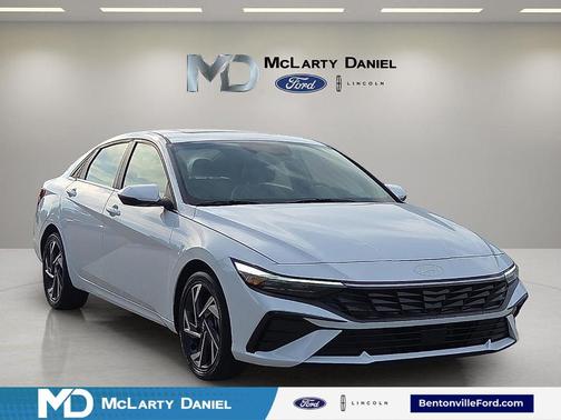 White 2025 Hyundai ELANTRA HEV Limited