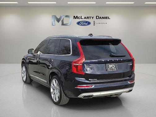 2019 Volvo XC90 T6 Inscription