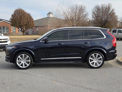 2019 Volvo XC90 T6 Inscription