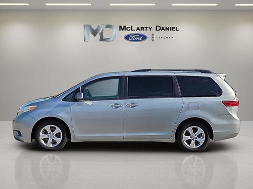 2016 Toyota Sienna L