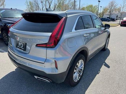 2024 Cadillac XT4 Premium Luxury