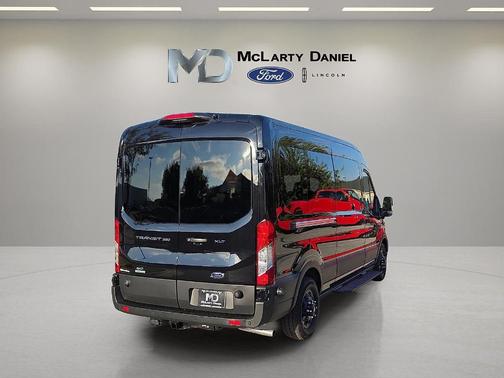 2025 Ford Transit-350 XLT