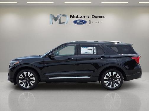 Agate Black Metallic 2026 Ford Explorer Platinum
