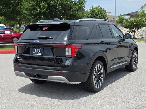 Agate Black Metallic 2026 Ford Explorer Platinum