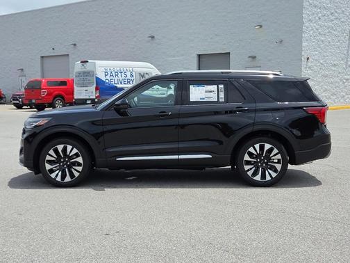Agate Black Metallic 2026 Ford Explorer Platinum