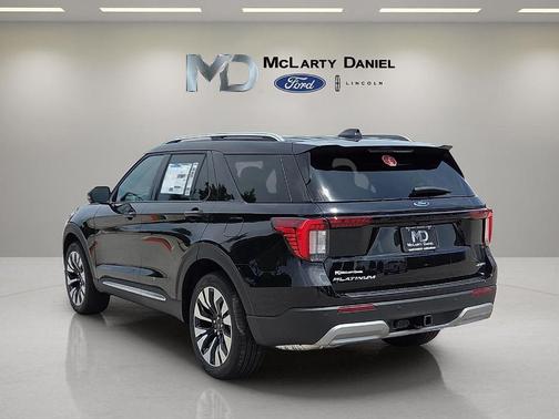 Agate Black Metallic 2026 Ford Explorer Platinum
