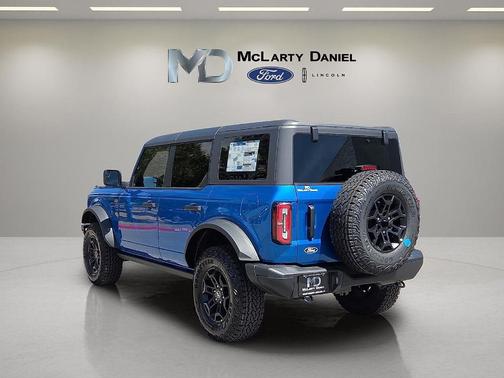 Blue Metallic 2026 Ford Bronco Badlands