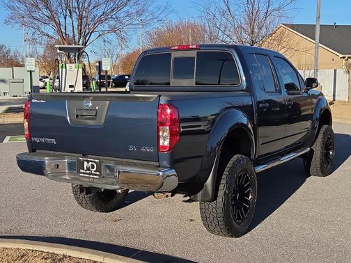 2021 Nissan Frontier SV