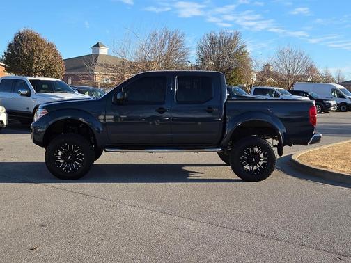 2021 Nissan Frontier SV