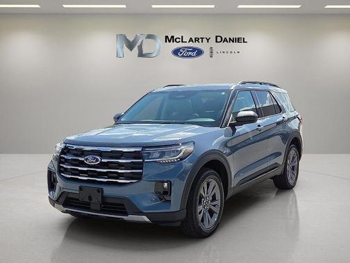 Vapor Blue Metallic 2026 Ford Explorer Active