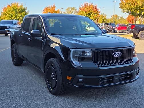 2025 Ford Maverick Lobo Standard