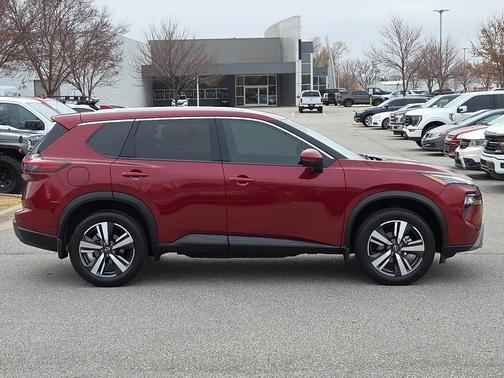 2025 Nissan Rogue SL