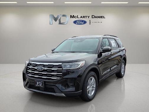 Agate Black Metallic 2026 Ford Explorer Active
