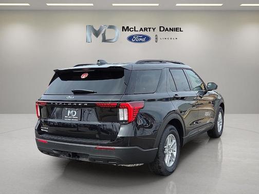 Agate Black Metallic 2026 Ford Explorer Active